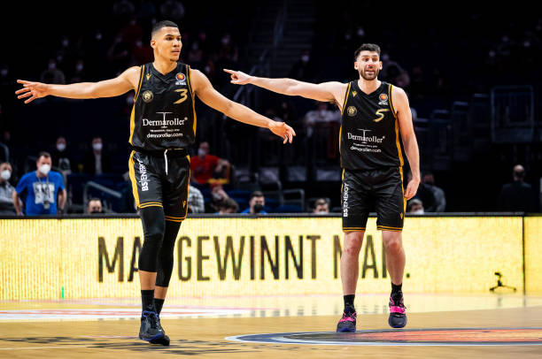 担部分薪资 担部分薪资