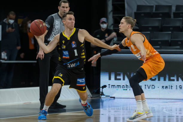 康的球队文 康的球队文